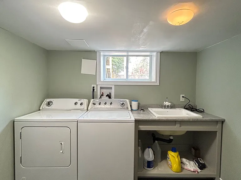 15 Hildegard Dr #LOWER — Photo 17