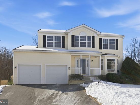 6 Reef Ct, Baltimore, MD 21219