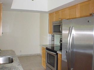 590 NE Wavecrest Way #590, Boca Raton, FL 33432