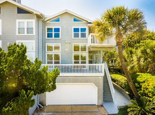 2006 Beach Ave, Atlantic Beach, FL 32233