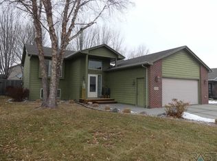 1717 S Mulberry Ave, Brandon, SD 57005