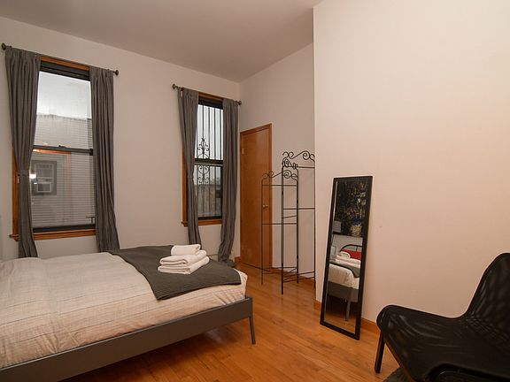 4th image of 209 Wilson Ave APT 3R