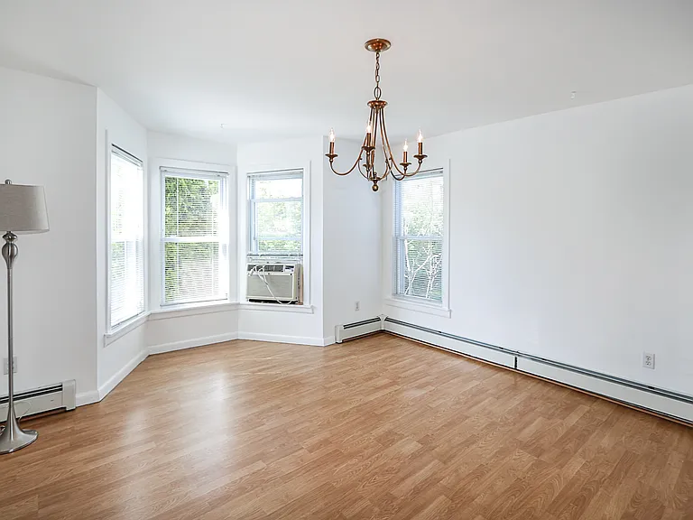 237 Fulton St — Photo 10