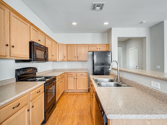 2nd image of 14743 W Poinsettia Dr