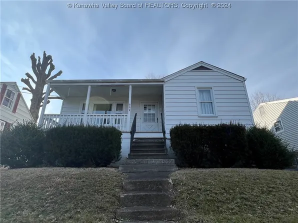 909 S Drew St, Saint Albans, WV 25177