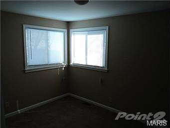 5th image of 36 Westdell Dr