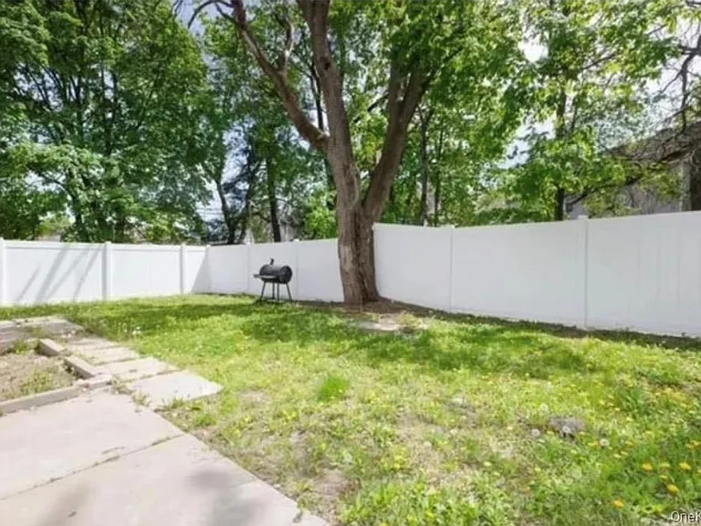 106 Winnikee Ave #3 — Photo 15