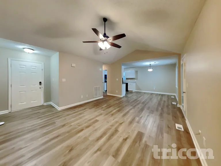 153 Cambridge Elm Dr — Photo 3