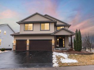 11285 Ivywood Trl, Woodbury, MN 55129