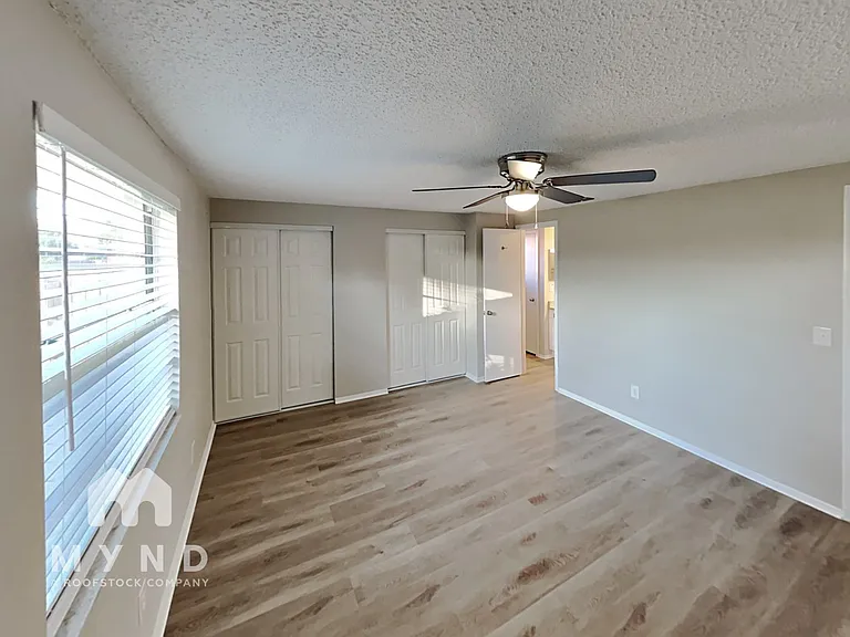 7606 Woodland Oaks Ct — Photo 8