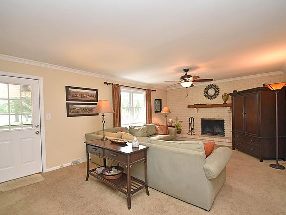 5th image of 9714 Placid Dr