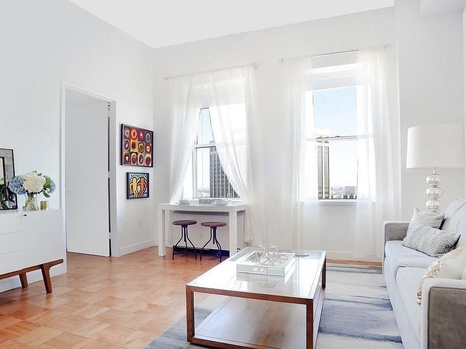 1st image of 20 Exchange Pl APT 4803