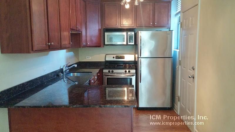 1st image of 1214 W Waveland Ave #3K