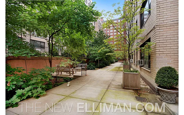 Sold by Douglas Elliman | media 16