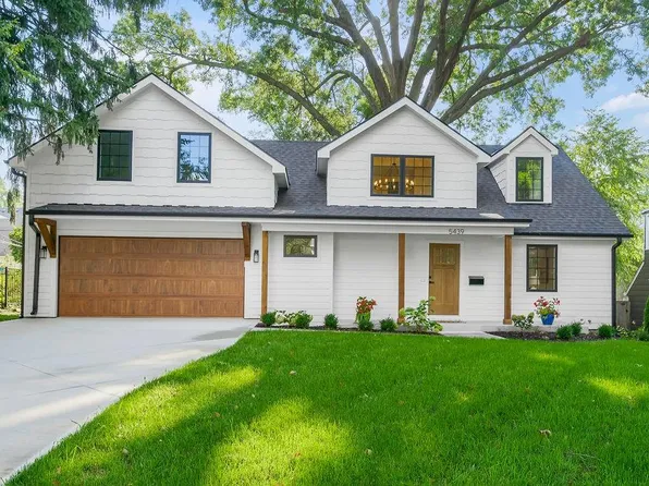 5439 Norwood St, Fairway, KS 66205