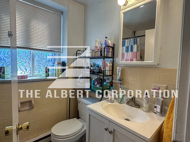 36 Dighton St #4 — Photo 15