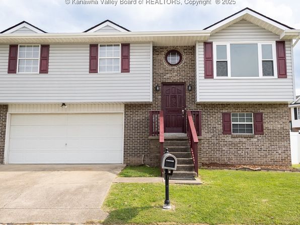 197 Berry Hills Dr, Winfield, WV 25213