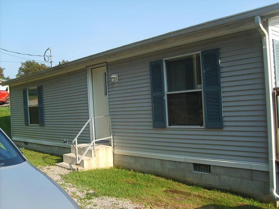 1st image of 589 W Main St