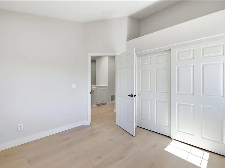 521 Porpoise Bay Ter #A — Photo 45