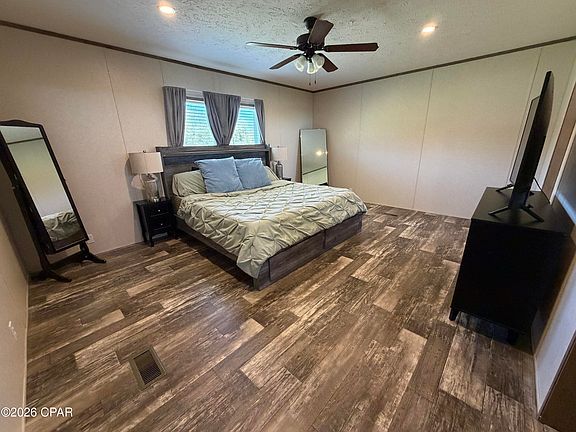 4th image of 6435 Butler Rd