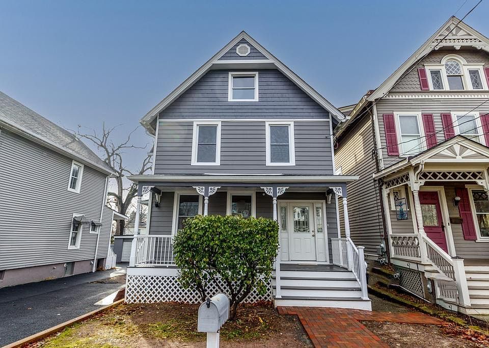 1st image of 57 Elysian Ave Floor 2
