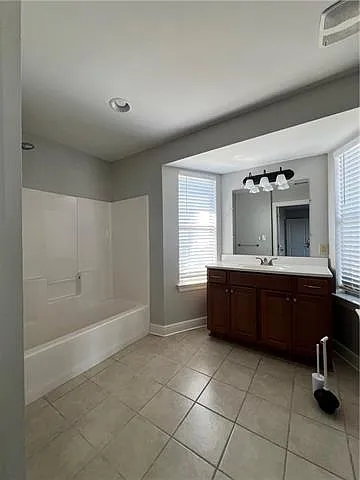 126 Lakeview Dr #B — Photo 14