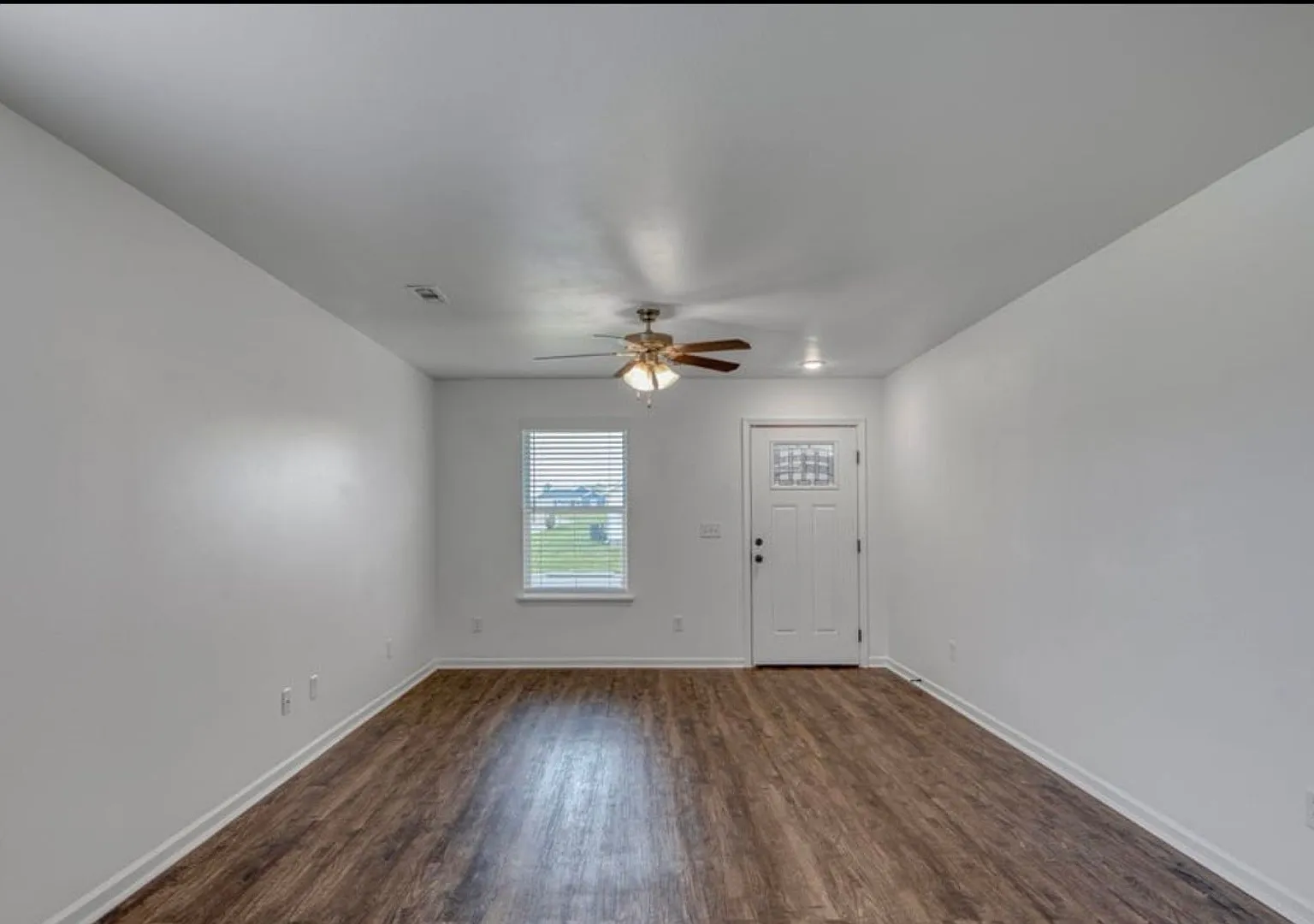424 & 426 Alex Jordan Dr — Photo 3