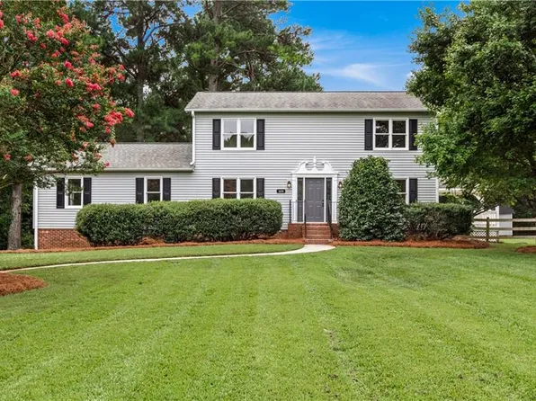 1650 W Clemmonsville Rd, Winston Salem, NC 27127