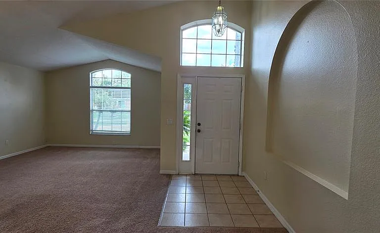 2546 Siena Way — Photo 6