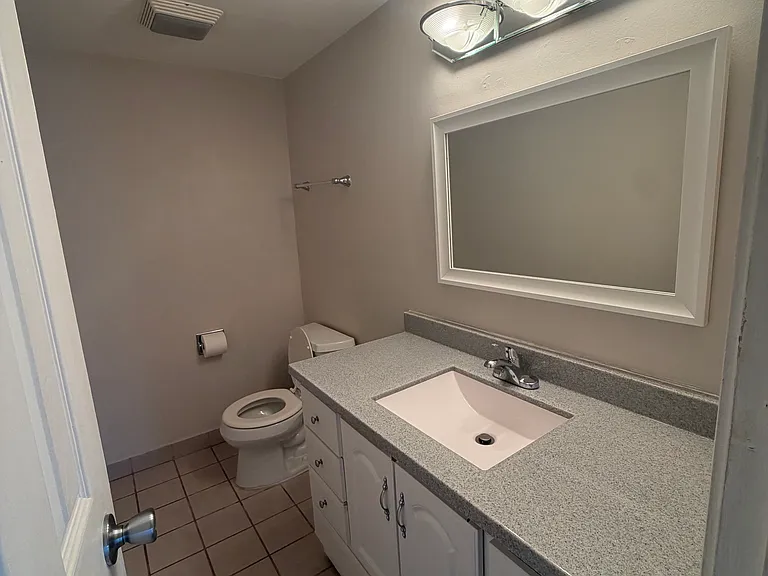 248 E Bailey Rd #1E — Photo 14