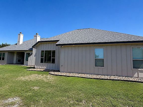 5th image of 112 Rolling View Dr