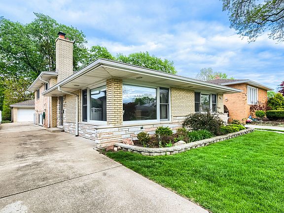 2nd image of 10411 S Millard Ave
