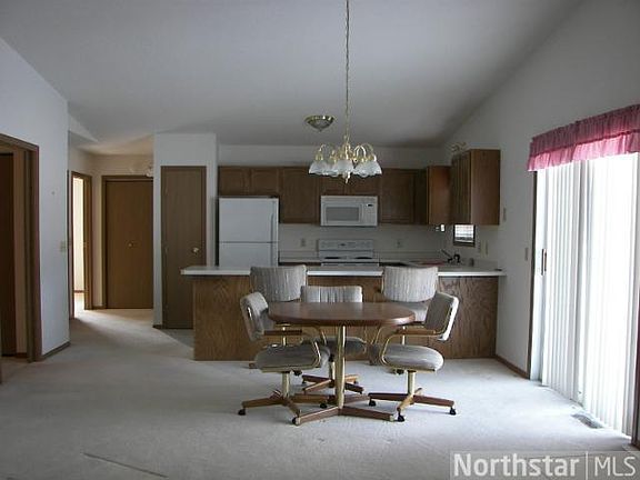 4th image of 606 8th St W