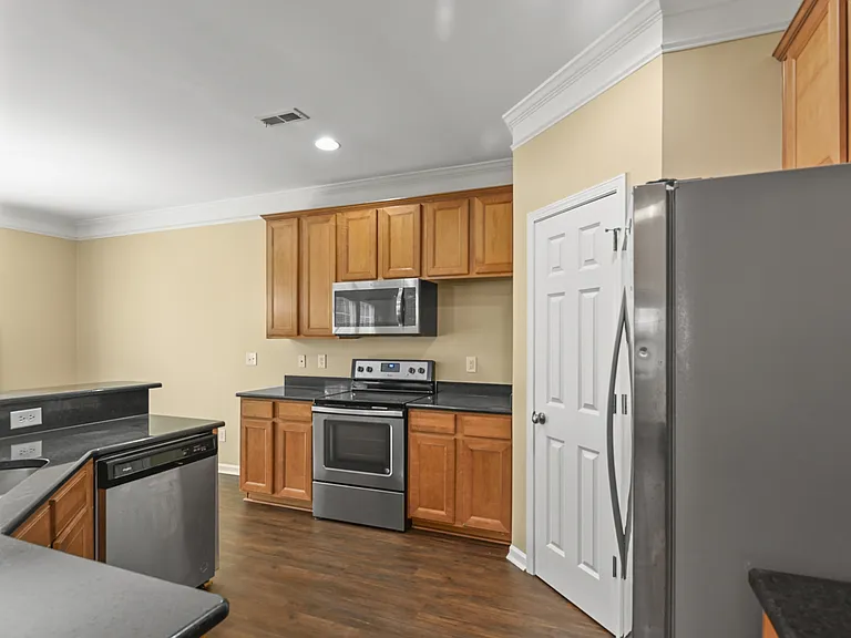 363 Sanctuary Park Dr — Photo 17