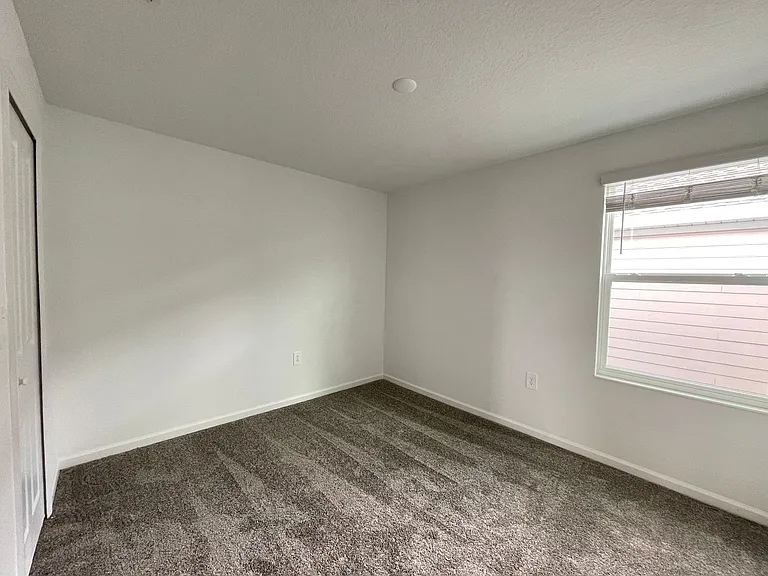343 Heroic Rd — Photo 9