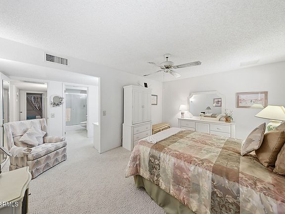 5th image of 9819 W LINDGREN Avenue