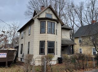 7 Clinton St, Chicopee, MA 01013