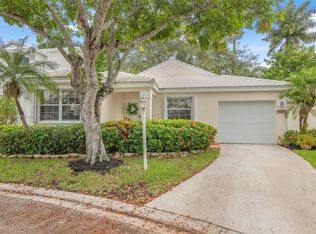 9614 NW 8th Cir, Plantation, FL 33324