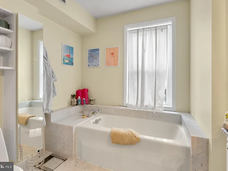 1710 Naudain St — Photo 18