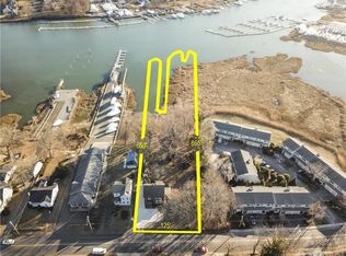 40 Rogers Ave, Milford, CT 06460
