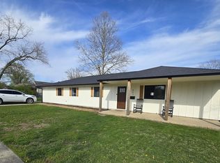 803 Park Dr, Lebanon, IN
