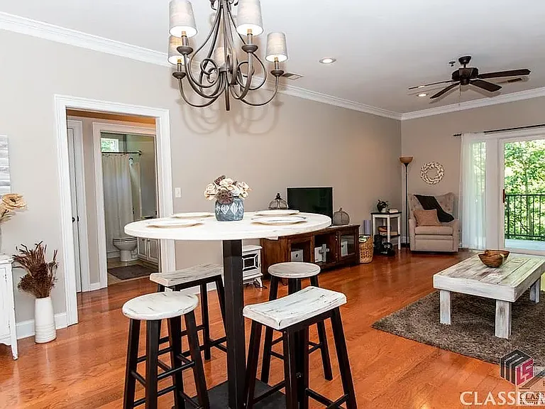 350 Wood Lake Dr #33 — Photo 8