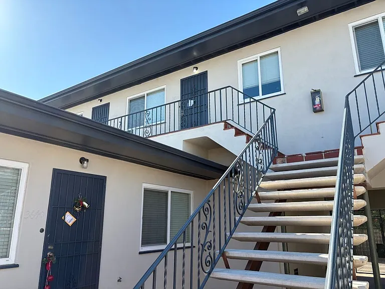 3634 Park Blvd. — Photo 14