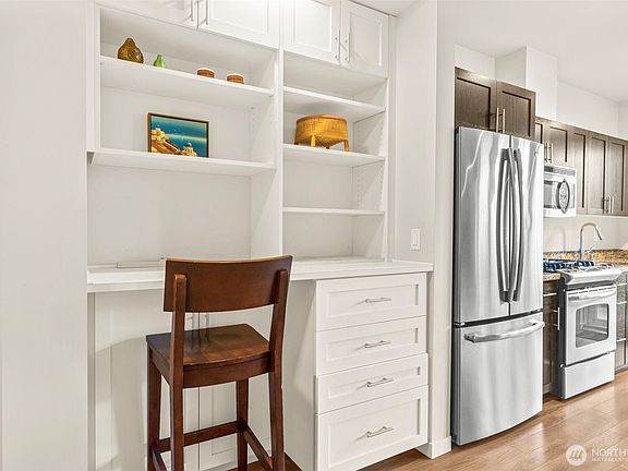 4th image of 15100 6th Avenue SW #312