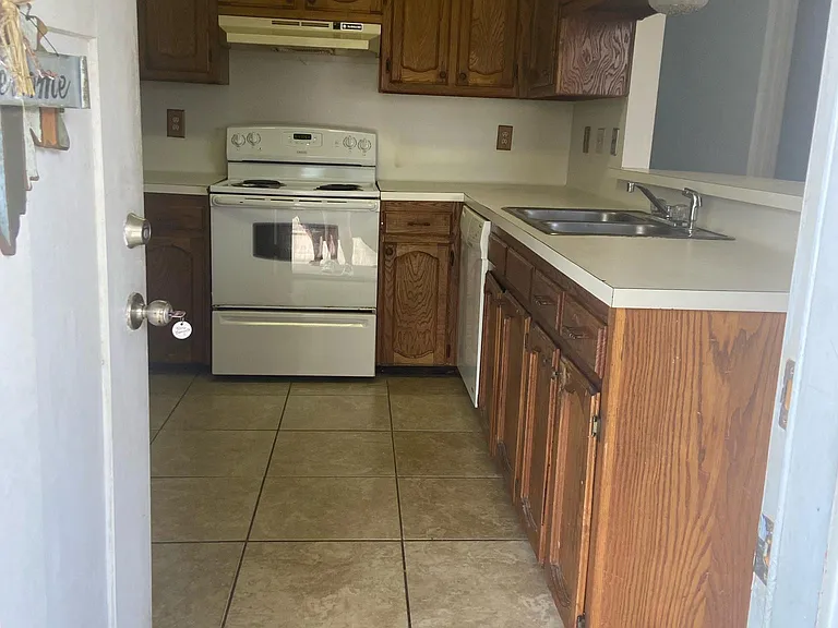 5216 Berryville Ct — Photo 21