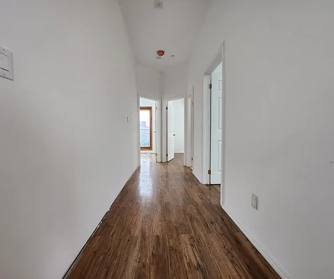 Rented by JB Mac Real Estate Inc. | media 8