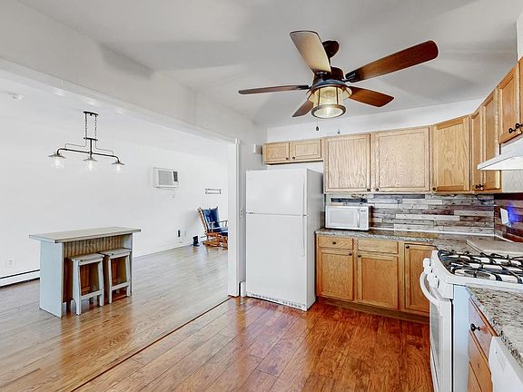 2nd image of 24 Windflower Dr