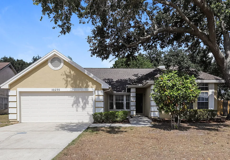 10201 Evening Trail Dr