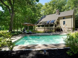 75 South Rd, Pepperell, MA 01463