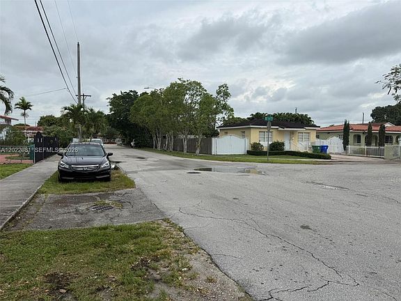 2nd image of 5940 SW 2nd St
